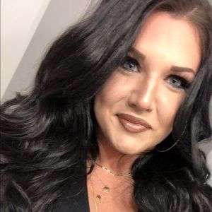 Meet your Posher, Kelsie